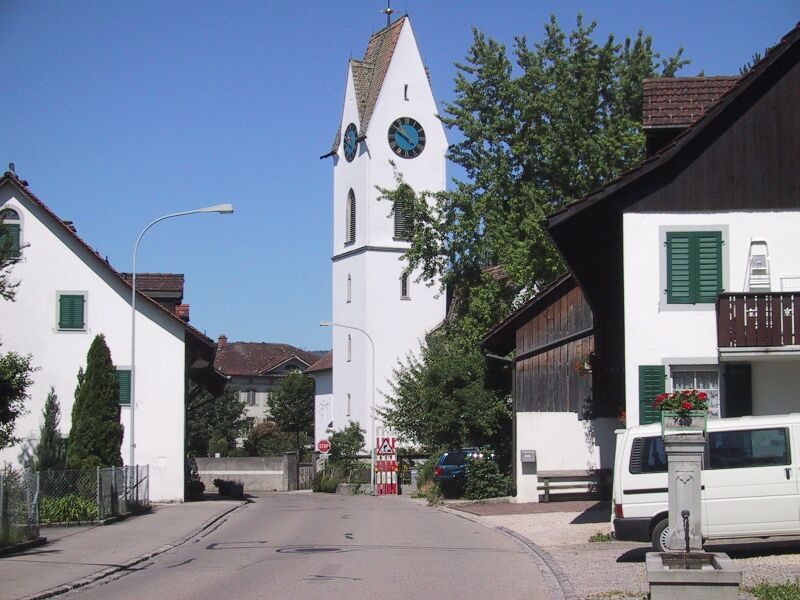 ملف:KircheMönchaltorf.JPG