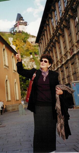 ملف:Glantz 1999 graz1.jpg