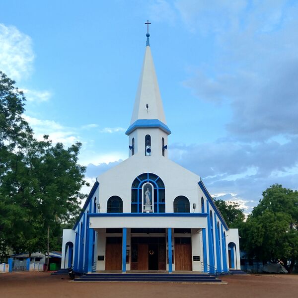ملف:Alangara Annai Cathedral 1.jpg