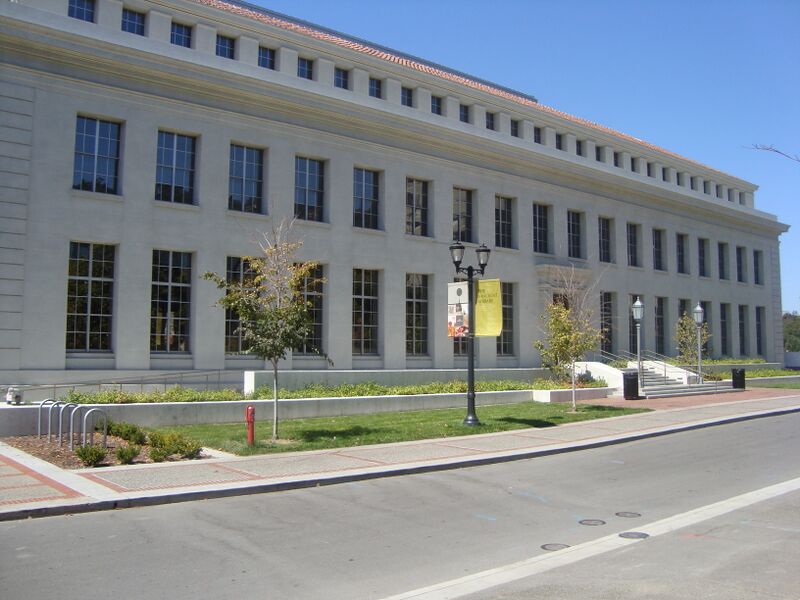 ملف:Bancroft Library.jpg