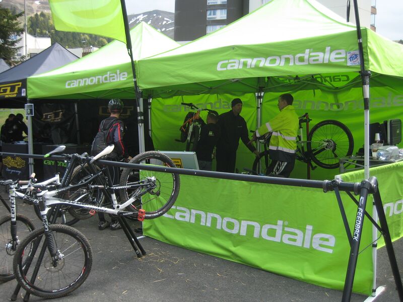 ملف:Stand Cannondale.JPG