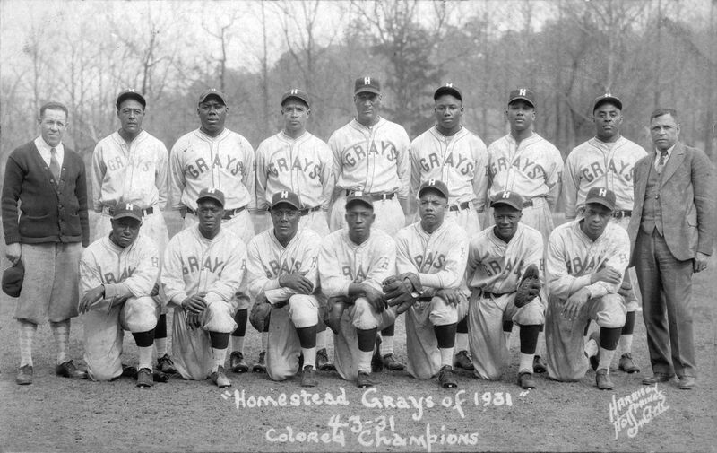 ملف:1930-31 Homstead Grays.jpg