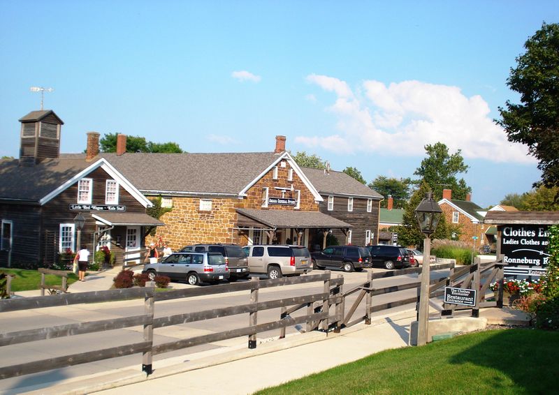 ملف:Amana Colonies.JPG