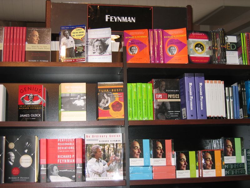 ملف:Feymanlibrary.JPG