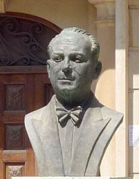 ملف:José Manuel Izquierdo (cropped).jpg