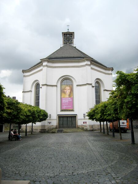 ملف:Kassel Karlskirche.JPG