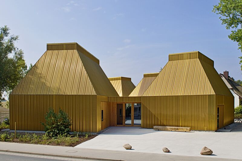 ملف:Das Kunstmuseum Ahrenshoop.jpg