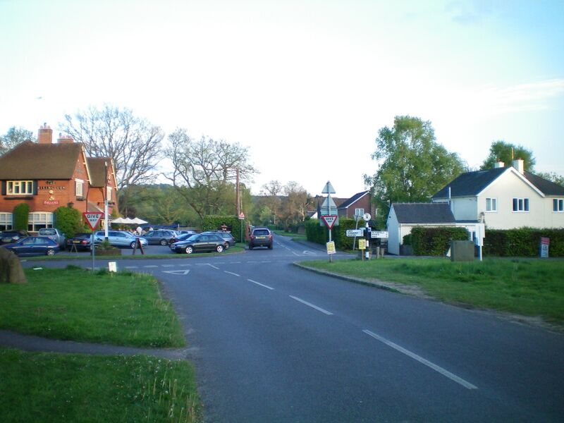 ملف:Milland Crossroads.JPG