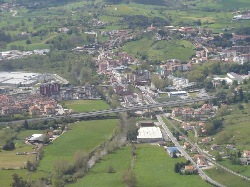 ملف:Solares (Cantabria).JPG