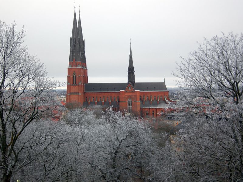 ملف:Uppsala Cathedral.JPG