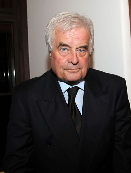 ملف:2010 Frank Hoffmann (18243621152).jpg