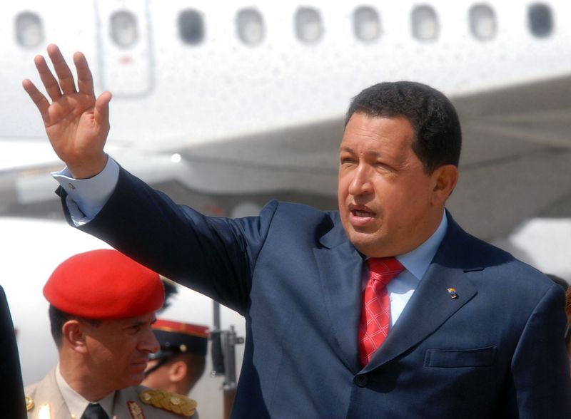 ملف:Chavez-WSF2005.jpg
