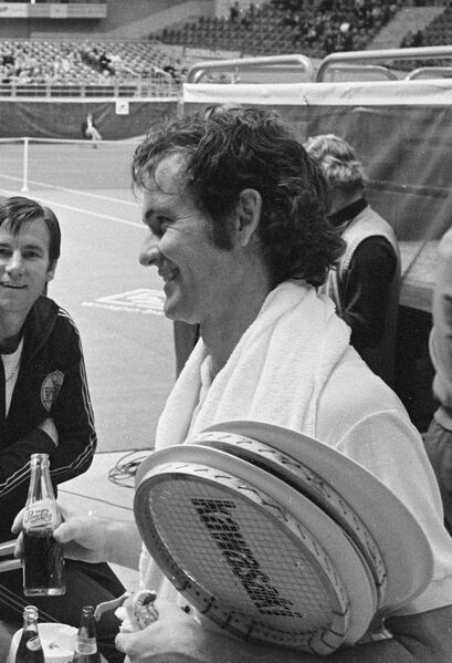 ملف:Cliff Richey 1972.jpg