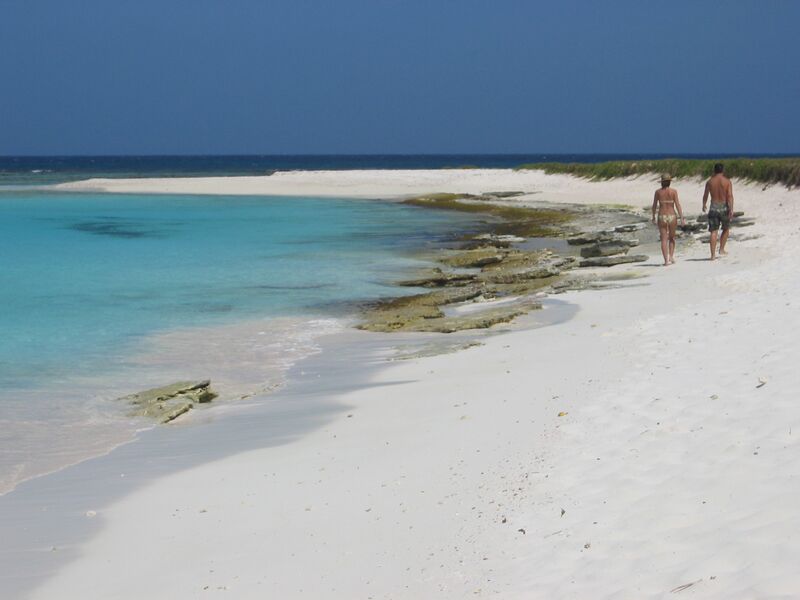 ملف:Los Roques beach.jpg