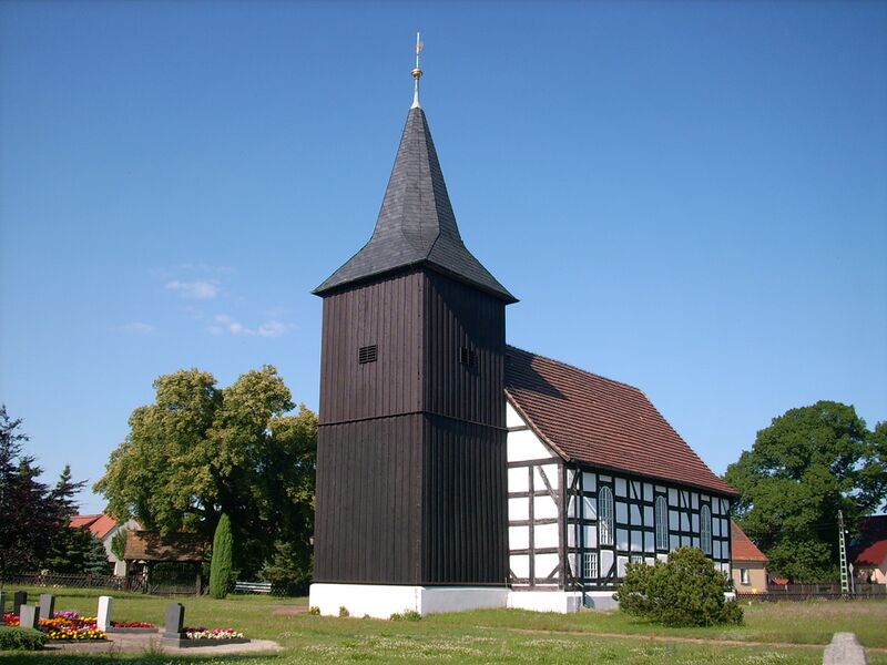 ملف:Blunoer Kirche 1.JPG