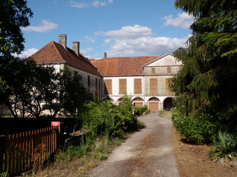ملف:Château des Thons (8).JPG