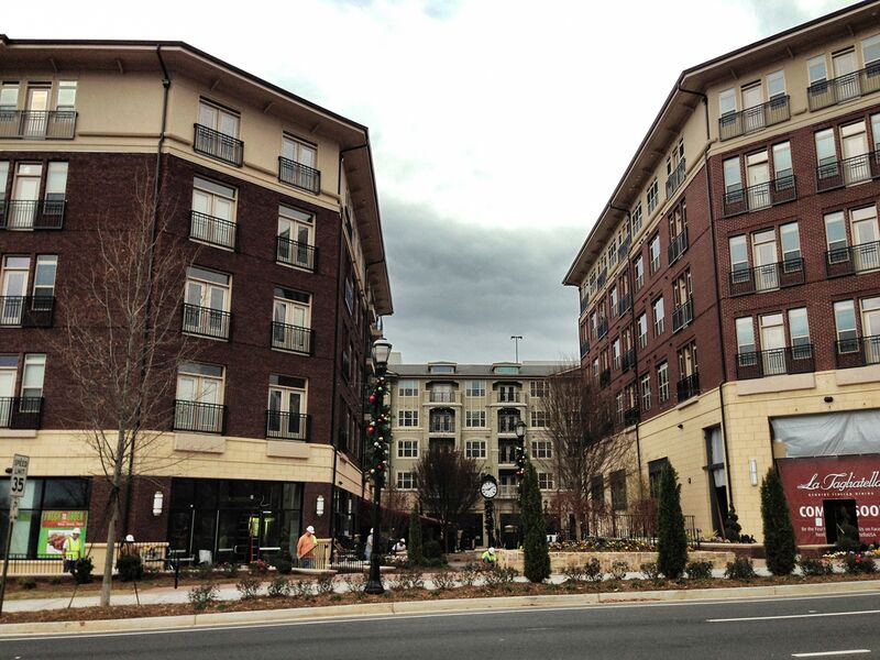 ملف:Emory Point 10.JPG