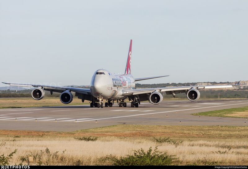 ملف:Cargolux B747-8R7F LX-VCM.jpg