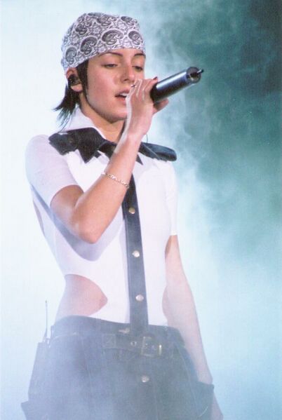 ملف:Julia Volkova.jpg