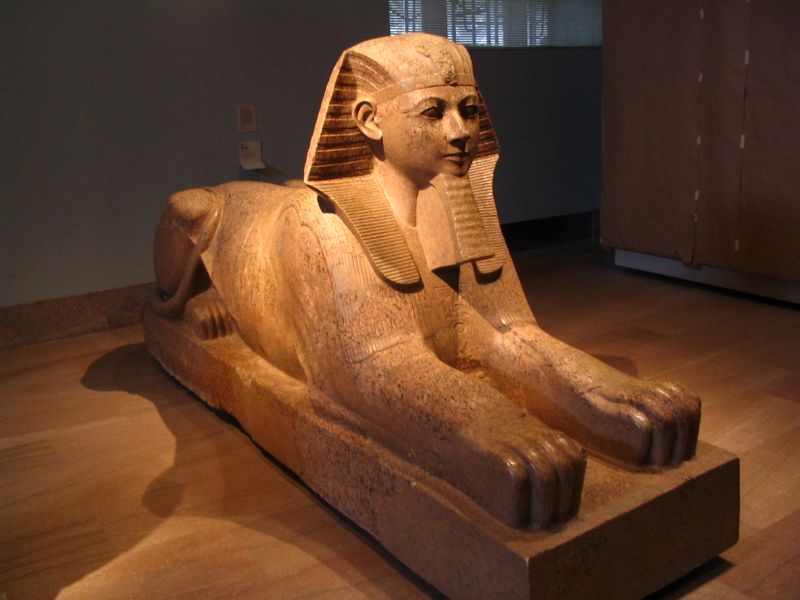 ملف:Sphinx Metropolitan.jpg