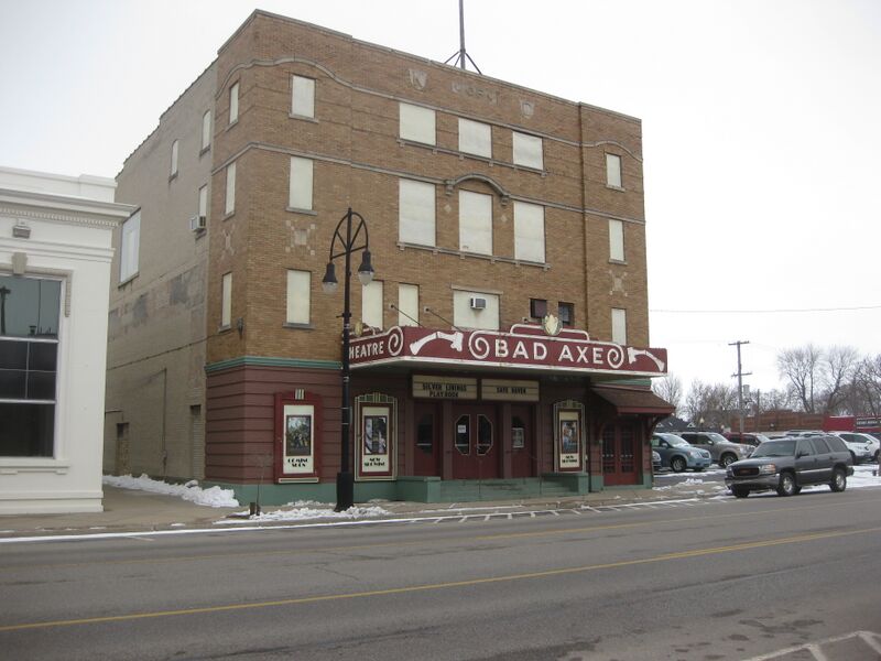 ملف:Bad Axe Theatre.JPG