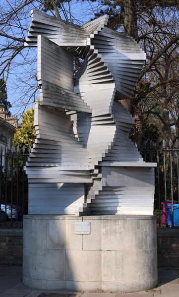 ملف:Construction In Aluminium 1967.JPG