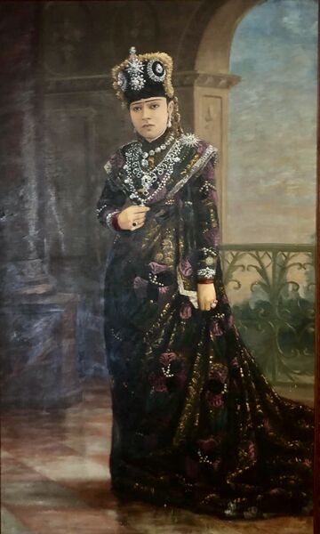 ملف:HRH Lakshmi RLD Shah.jpg