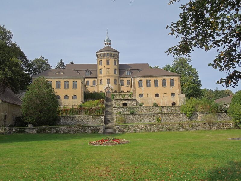 ملف:Hainewalde Neues Schloss 14.jpg
