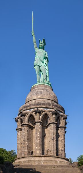 ملف:Hermannsdenkmal 2015.jpg