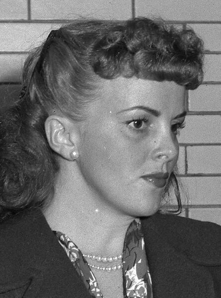 ملف:Madge Meredith, 1949.jpg