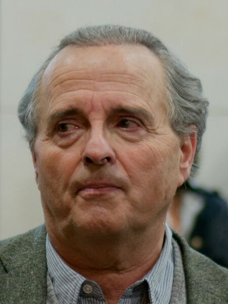 ملف:Raymond acquaviva.jpg