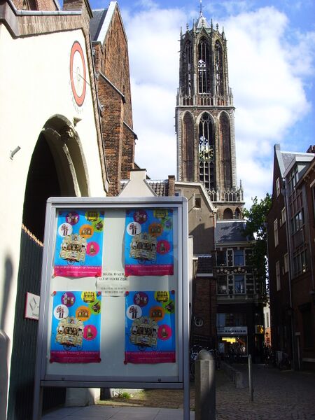 ملف:Buurkerk en Dom.jpg