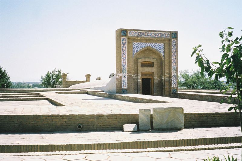 ملف:Samarkand observatoire ulugh beg.jpg
