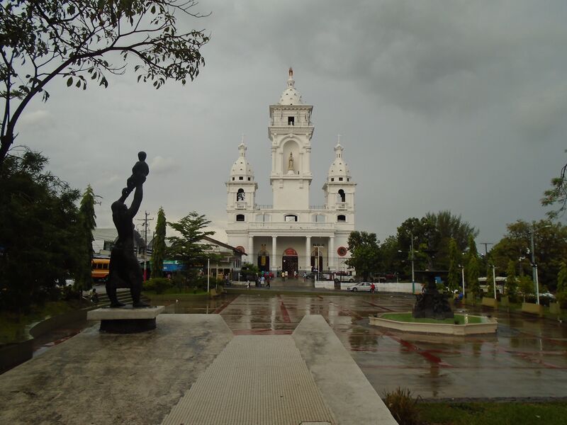 ملف:Centro de Zacatecoluca.jpg