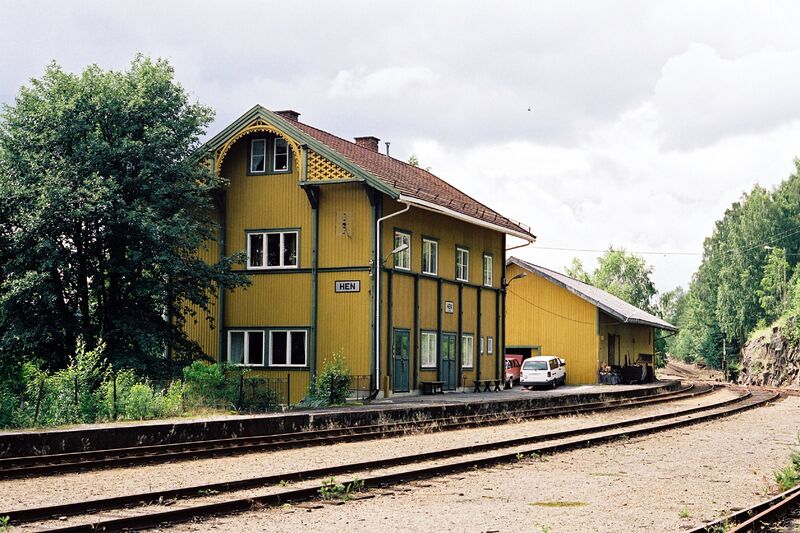 ملف:Hen stasjon.jpg