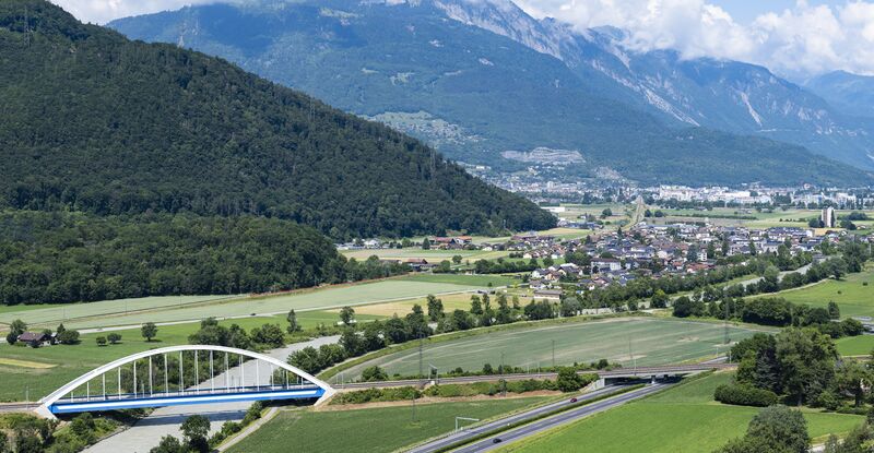 ملف:Massongex depuis Chiètres.jpg