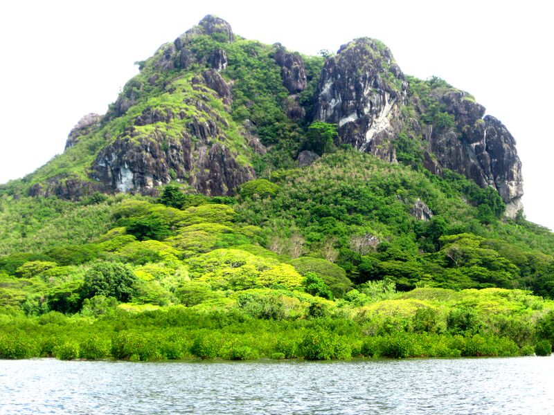 ملف:Navatu Rock.jpg
