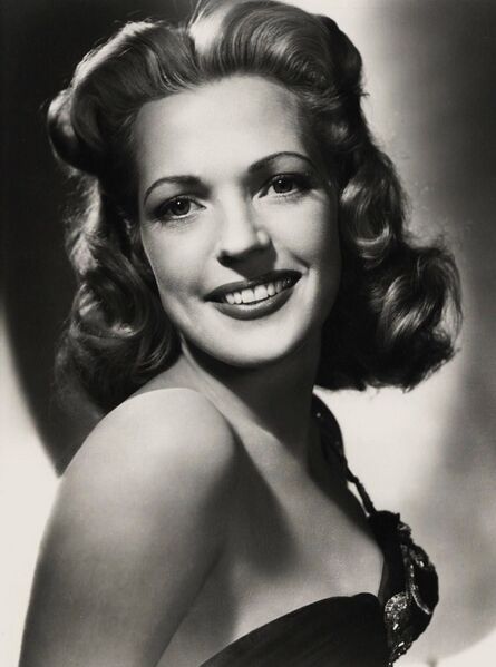 ملف:Anne Gwynne (1940s).JPG