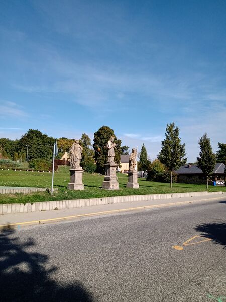 ملف:Radimovice u Sychrova výjezd.jpg