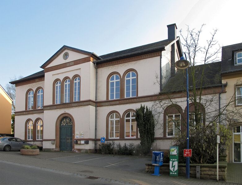 ملف:Redange, 33 Grand-Rue 01.jpg