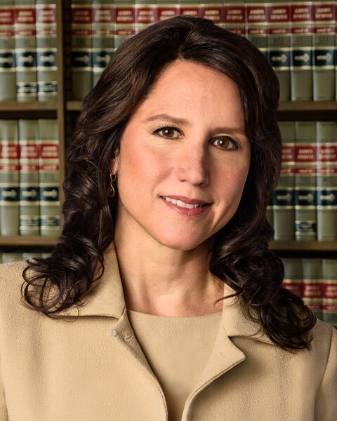 ملف:Ronnie Abrams.jpg