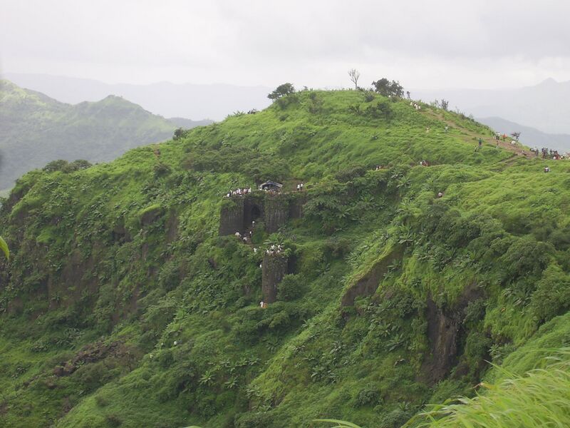 ملف:Sinhagad 2010.JPG