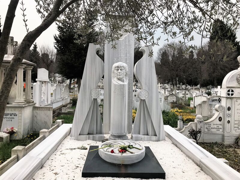 ملف:Grave of Hrant Dink.jpg