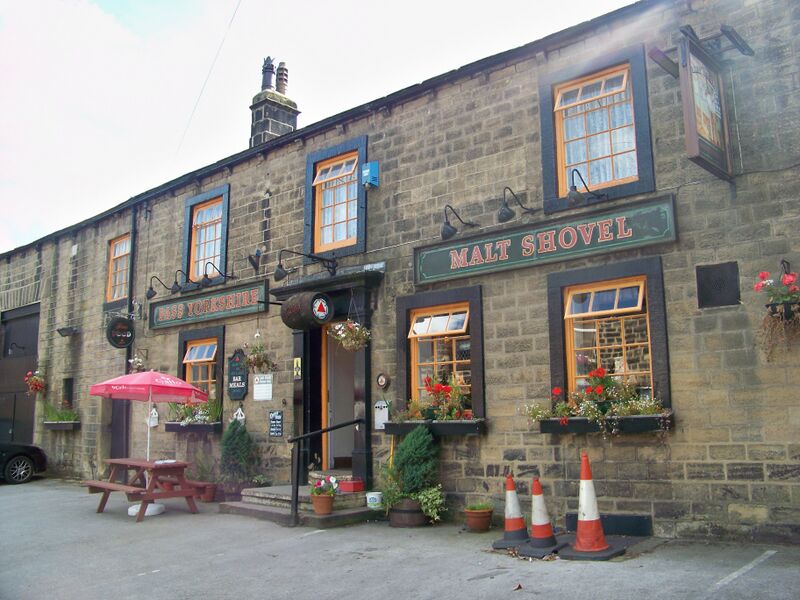 ملف:Malt Shovel, Menston.jpg