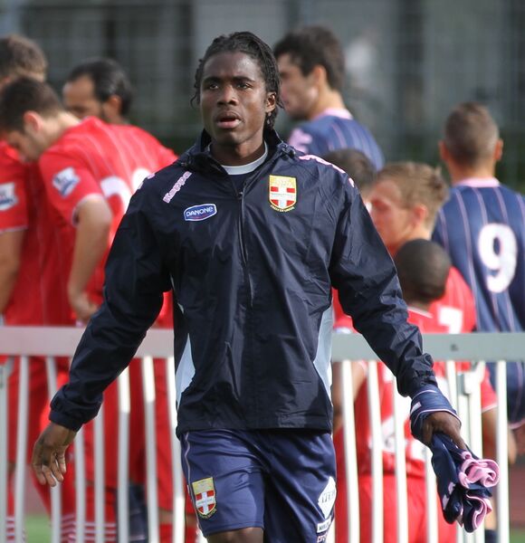 ملف:Eric Tie Bi.JPG