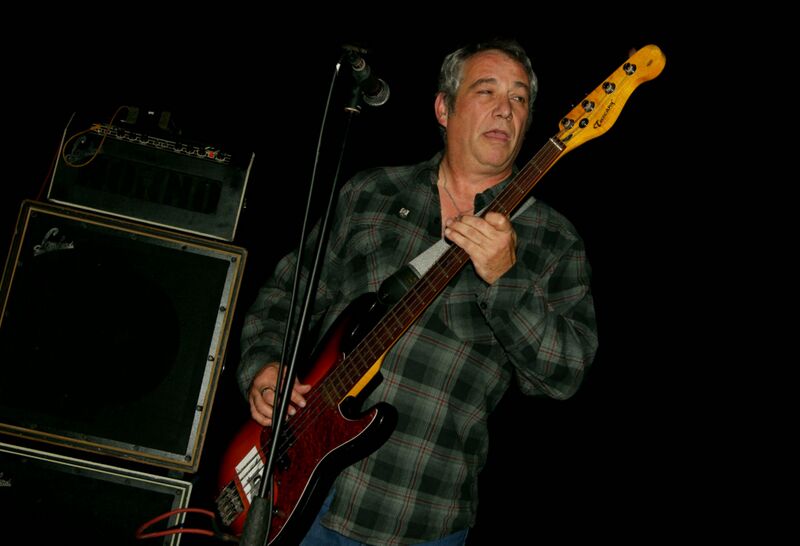 ملف:Mike Watt 2013.jpg