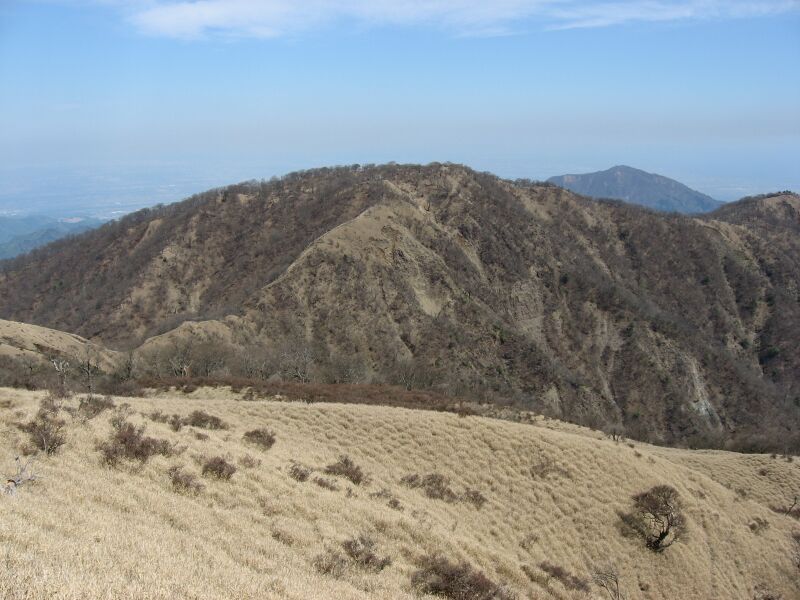 ملف:Mt.Tanzawa from Mt.Hudounomine.JPG