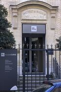 Entrance to Musee Curie, Paris.jpg