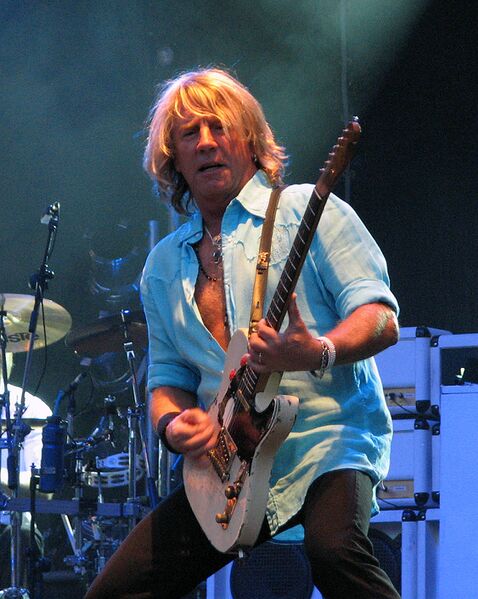 ملف:Rick-parfitt-2007-07-18-orebro.jpg