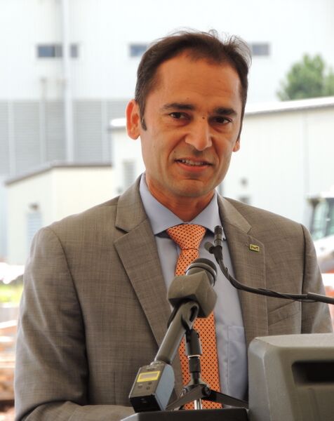 ملف:Udit Batra.jpg